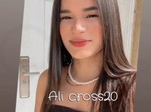Ali_cross20