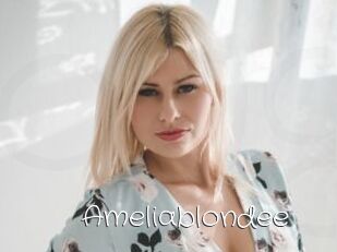 Ameliablondee