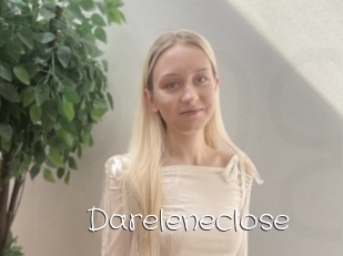 Dareleneclose