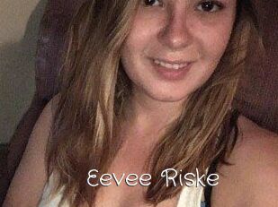 Eevee_Riske