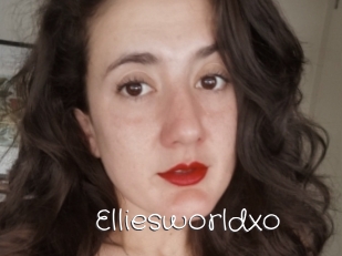 Elliesworldxo