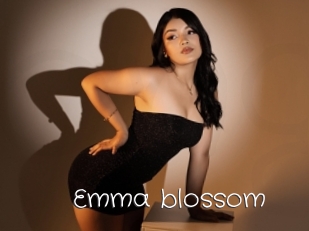 Emma_blossom