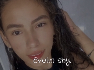 Evelin_shy