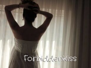 ForbiddenKiss_