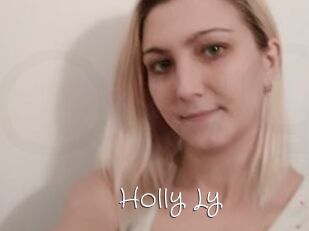 Holly_Ly