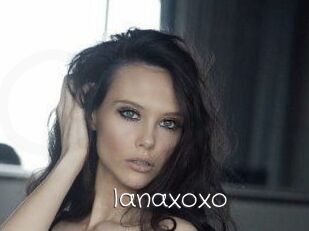 Ianaxoxo