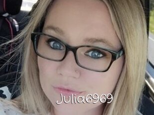Julia6969
