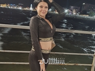 Jullllliiii