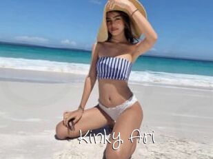 Kinky_Ari