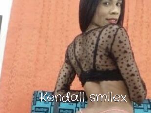 Kendall_smilex
