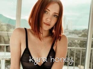Kyra_honey