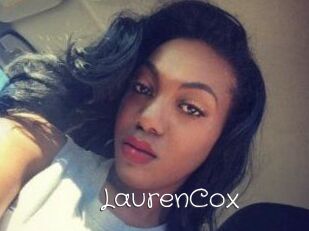 Lauren_Cox