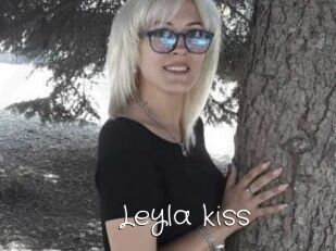 Leyla_kiss