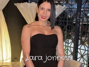 Lara_jonness