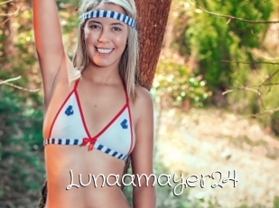 Lunaamayer24