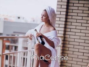 MiaCerise