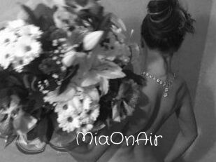 MiaOnAir