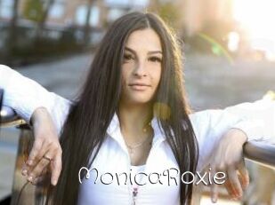 MonicaRoxie