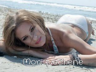 MoniqueCherie