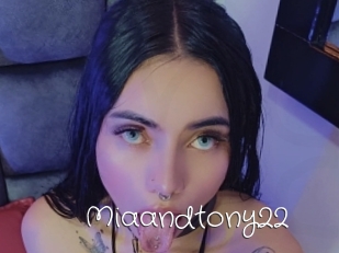 Miaandtony22