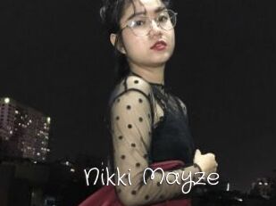 Nikki_Mayze