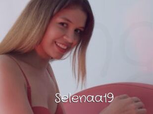 Selenaa19