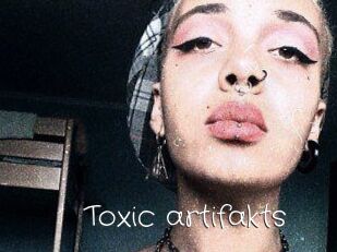 Toxic_artifakts