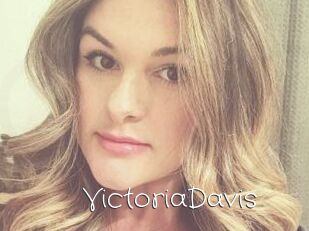 Victoria_Davis